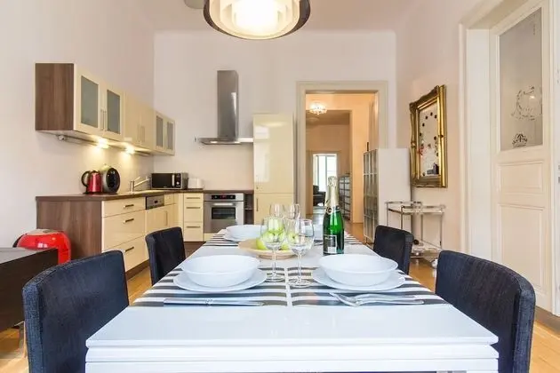 Apart Daire, 2 Çift Kişilik Yatak, Şehir Manzaralı (Melnicka 10)