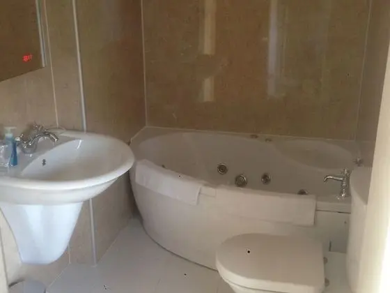 Superior Tek Büyük Yataklı Oda, Banyolu/Duşlu