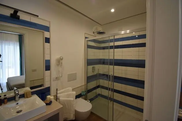Deluxe Tek Büyük Yataklı Oda, Balkon
