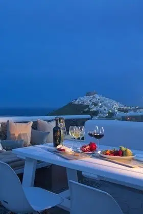 Villa Bianca with Outdoor Jacuzzi