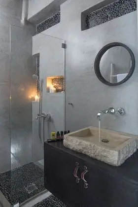 Villa Bianca with Outdoor Jacuzzi