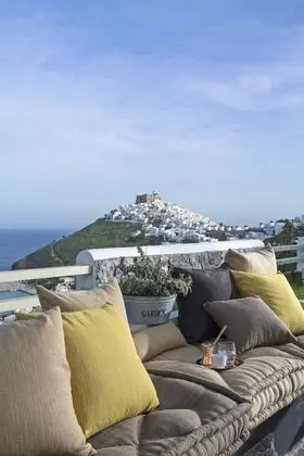 Villa Ble with Outdoor Jacuzzi