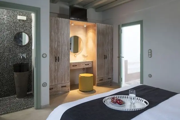 Villa Verde with Outdoor Jacuzzi