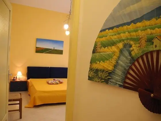 Comfort Tek Büyük Yataklı Oda (Gialla)
