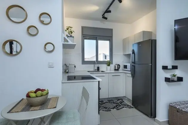 Apart Daire, 1 Büyük (Queen) Boy Yatak ve Çekyat, Balkon, Şehir Manzaralı