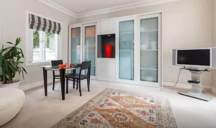 Chic Afro-Mod 2 Rooms Suite