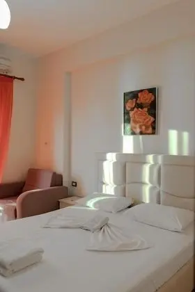 Stüdyo, Deniz Manzaralı
