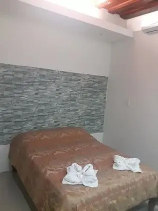 Oda, 1 Büyük (Queen) Boy Yatak
