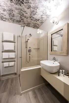 Superior Tek Büyük Yataklı Oda