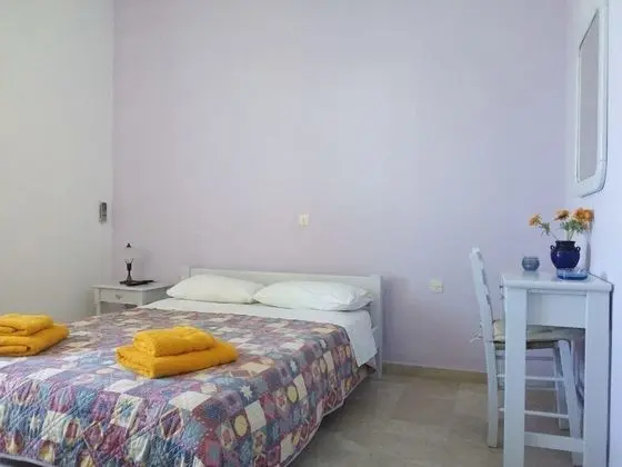 Tek Büyük Yataklı Oda
