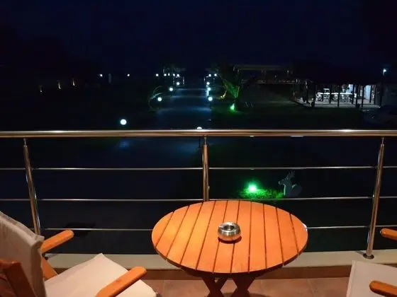 Tek Büyük Yataklı Oda, 1 Çift Kişilik Yatak, Sigara İçilmez