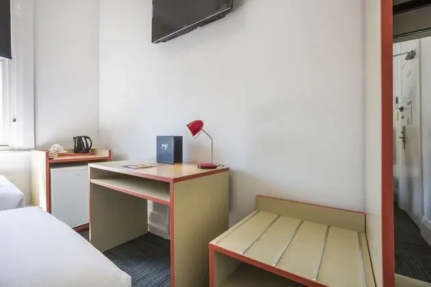 Economy İki Ayrı Yataklı Oda, Ortak Banyo