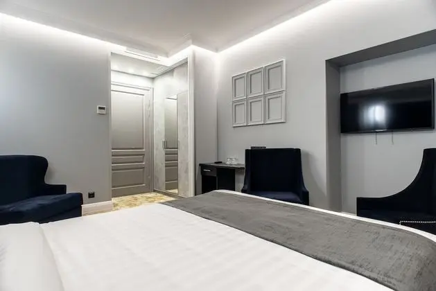 Deluxe Tek Büyük Yataklı Oda