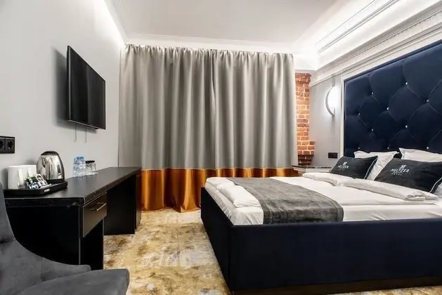 Deluxe Tek Büyük Yataklı Oda