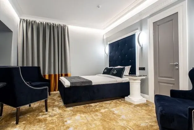 Deluxe Üç Kişilik Oda