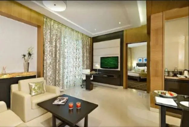 Fern Club Suite