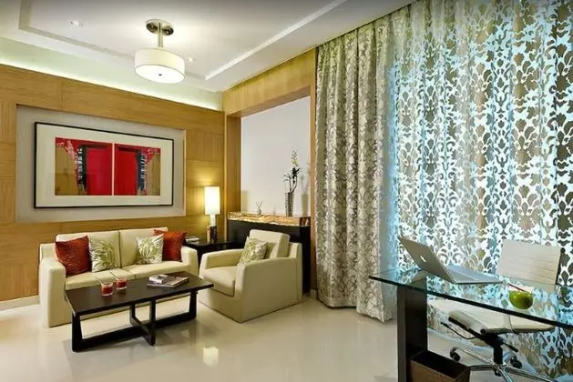 Hazel Suite