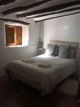 Tek Büyük Yataklı Oda (2)