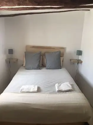 Tek Büyük Yataklı Oda (2)