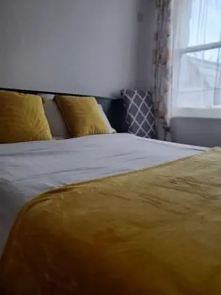 Standard Dört Kişilik Oda, Banyolu/Duşlu (Sleeps Four Guests)