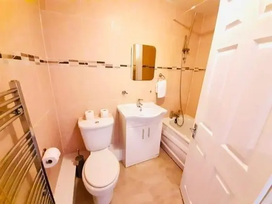 Apart Daire, Banyolu/Duşlu (Garden Flat 5 + Kitchen +)