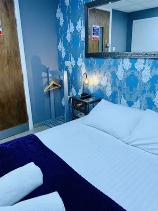 Superior Tek Büyük Yataklı Oda, Banyolu/Duşlu (No Window-Airconditioning)