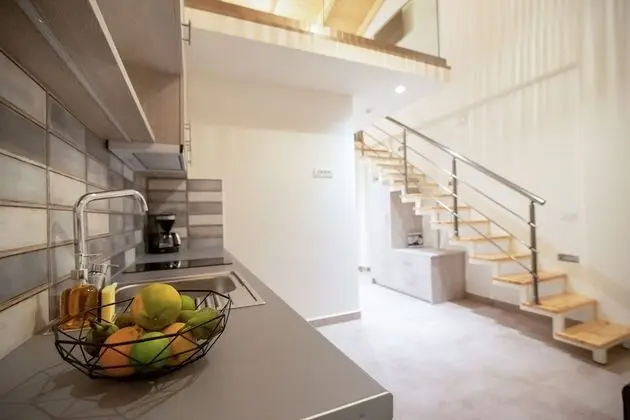 Premium Tek Büyük Yataklı Oda, Balkon, Deniz Manzaralı