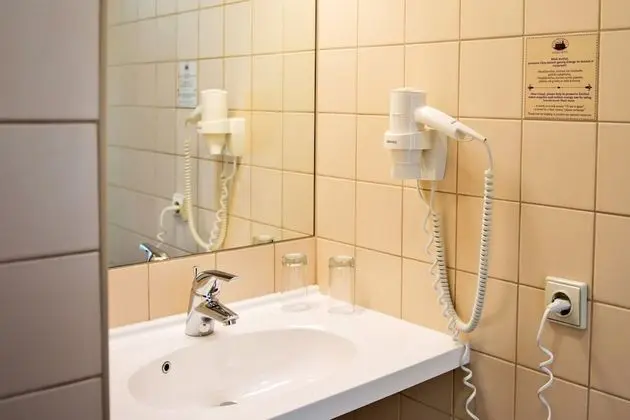 Standard Tek Büyük veya İki Ayrı Yataklı Oda, 1 Çift Kişilik veya 2 Tek Kişilik Yatak