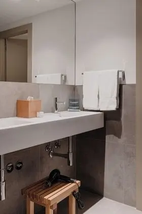Duplex Suite, Land View