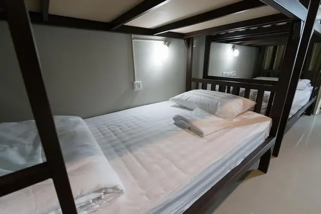 Yatakhanede Yatak Capacity 8 With Shared Bathroom