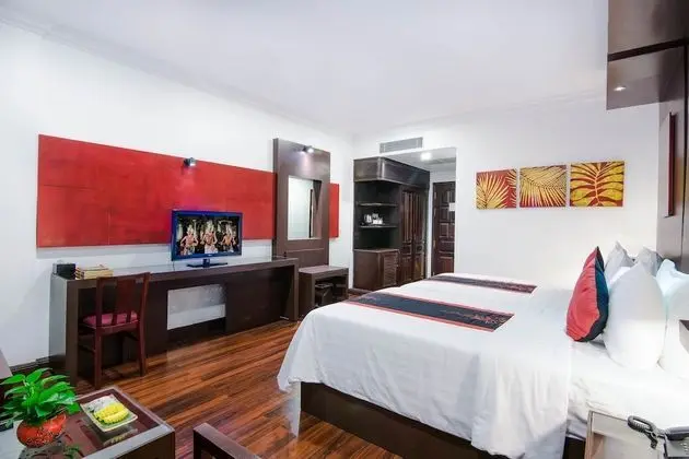 Deluxe Tek Büyük Yataklı Oda