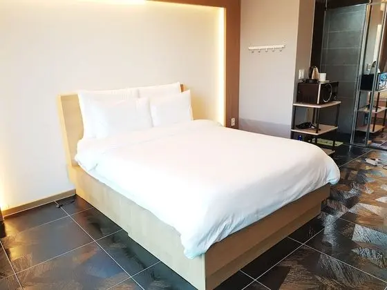 Runa, Couple Room