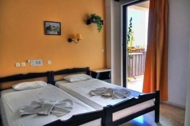 Dört Kişilik Oda, 1 Yatak Odası