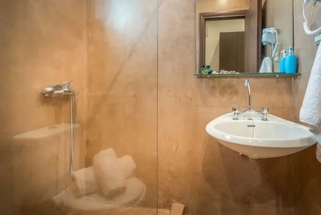 Deluxe Tek Büyük Yataklı Oda, Balkon