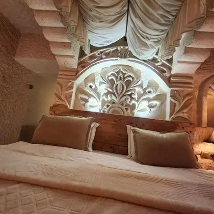 Tyna Mağara Oda