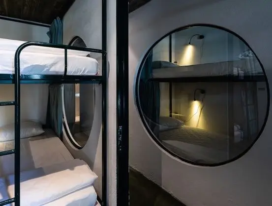 Ortak Ranzalı Oda, Sadece kadınlar için (Bed in 4-Bed)