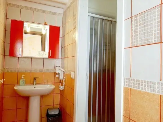 Classic Tek Büyük veya İki Ayrı Yataklı Oda