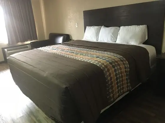 Basic Tek Kişilik Oda, 1 En Büyük (King) Boy Yatak, Sigara İçilmez