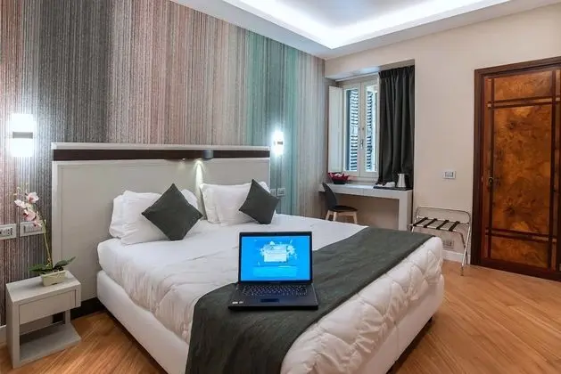 Classic Tek Büyük veya İki Ayrı Yataklı Oda