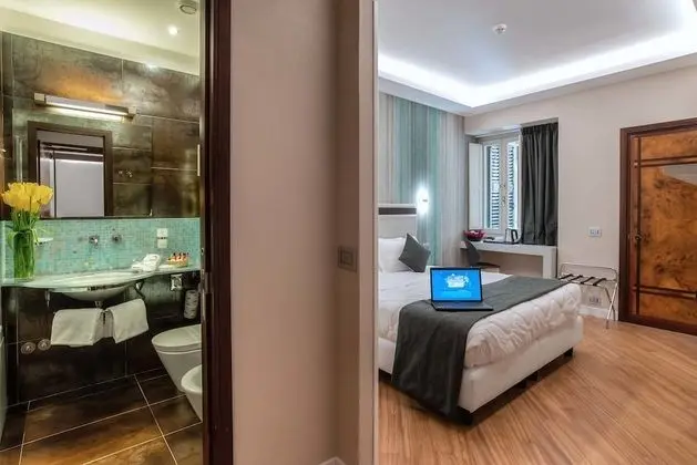 Classic Tek Büyük veya İki Ayrı Yataklı Oda