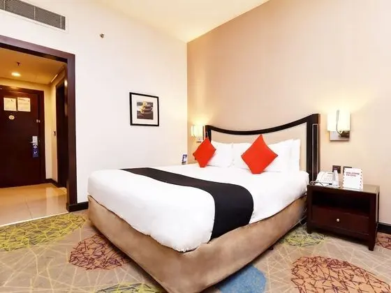 Deluxe Room King