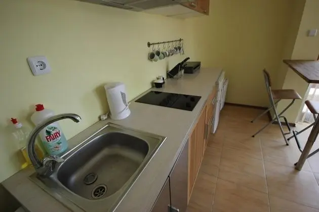 Apart Daire, 1 Yatak Odası, Balkon, Havuz Manzaralı