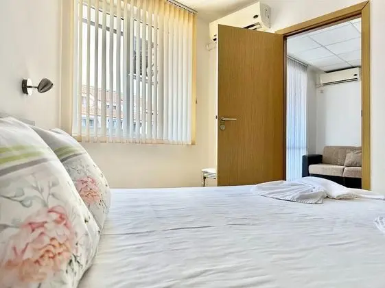 Classic Apart Daire, Havuz Manzaralı