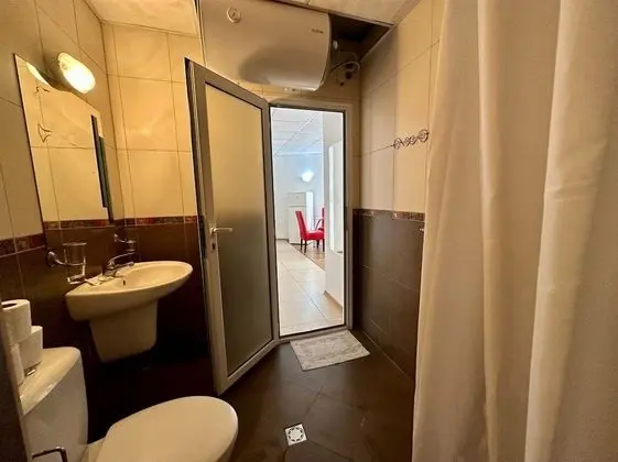 Classic Apart Daire, Havuz Manzaralı