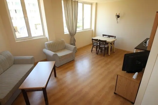 Classic Apart Daire, Deniz Manzaralı