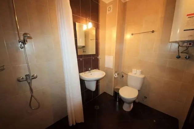 Classic Apart Daire, Havuz Manzaralı