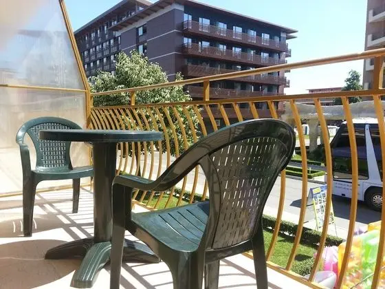 Stüdyo, Balkon