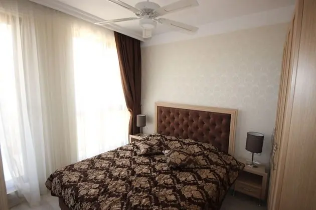 Luxury Apart Daire, 1 Yatak Odası, Balkon, Havuz Manzaralı