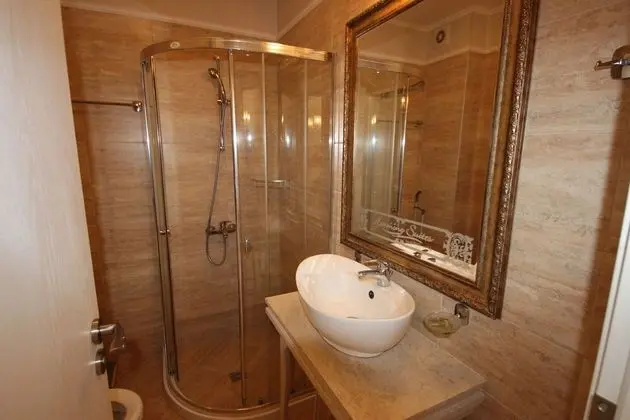 Luxury Apart Daire, 1 Yatak Odası, Balkon, Havuz Manzaralı