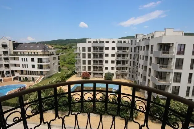 Luxury Apart Daire, 1 Yatak Odası, Balkon, Havuz Manzaralı